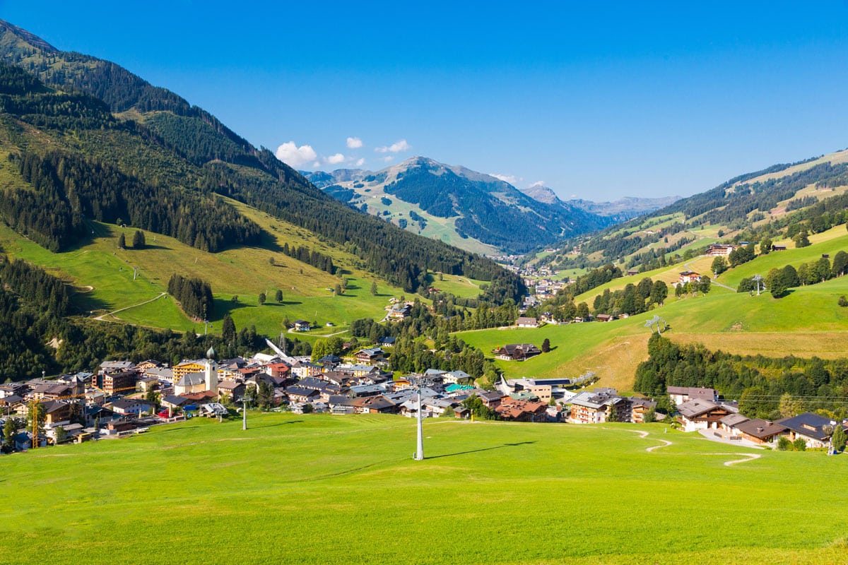 Westgipfel-Auffahrt-Zwischenstopp-Saalbach-Hinterglemm-Tour